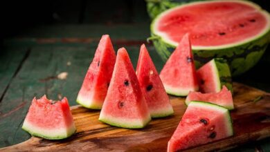 Aku Bisa Mengisi Perutmu Kala Lapar Tapi Aku Juga Membantu Meredakan Hawa Panas