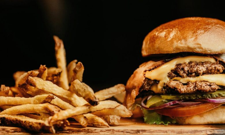 Makanan yang Tidak Boleh Dimakan Penderita Kolesterol