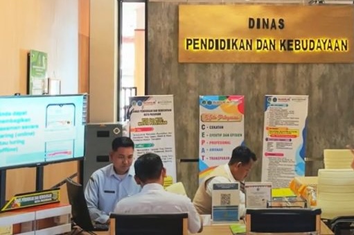 Dalam Pelayanan Publik Warga Berbicara dengan Logat Daerah